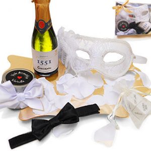 INEDIT - EROTIC KIT MASQUE VÉNITIEN BLANC